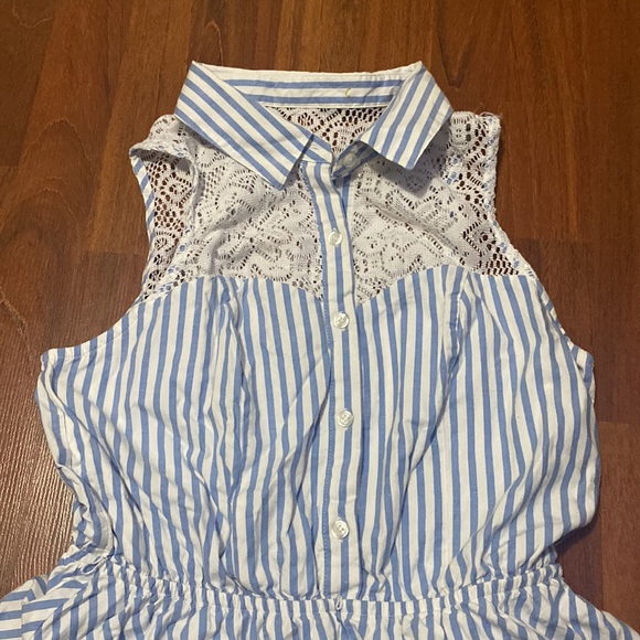 Pretty Dress - Picture 2 of 4